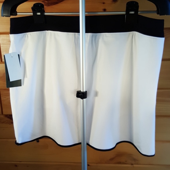 Lauren Ralph Lauren Skort - Picture 3 of 6